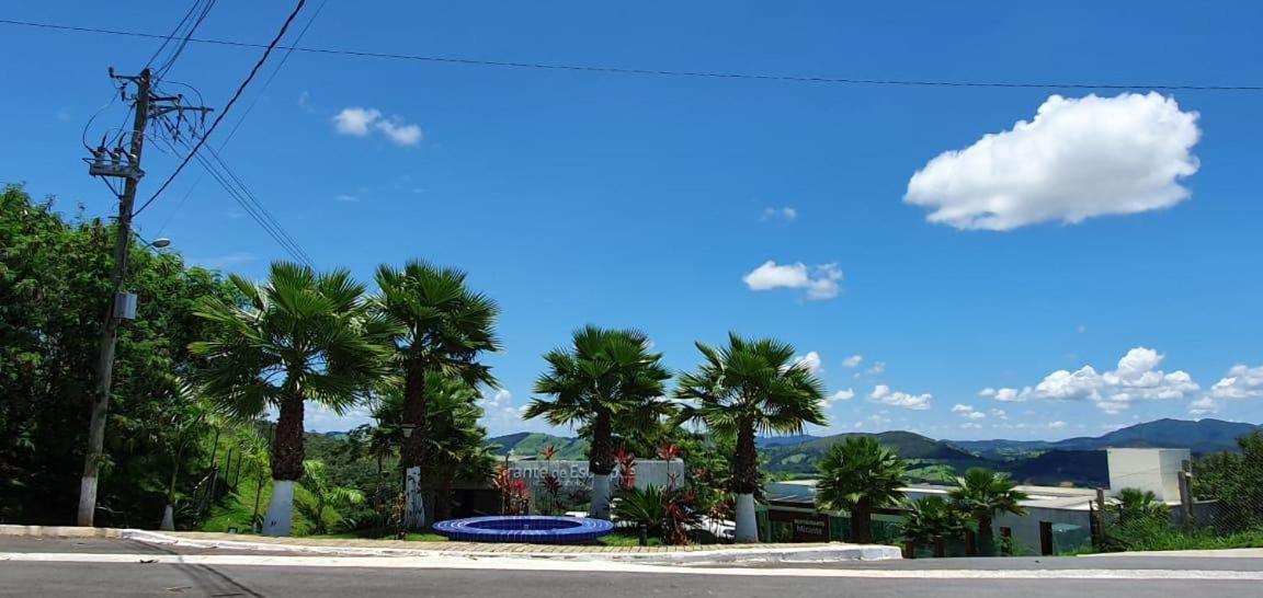 Casa Apartamento Condominio Mirante Escarpas Do Lago กาปีตอลิโอ ภายนอก รูปภาพ